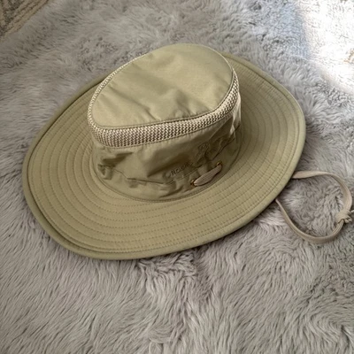 Sombrero Tilley Endurables LTM6 AIRFLO Supplex Caqui 7 1/8 Usado en Excelente Condición Foto 1 de 4
