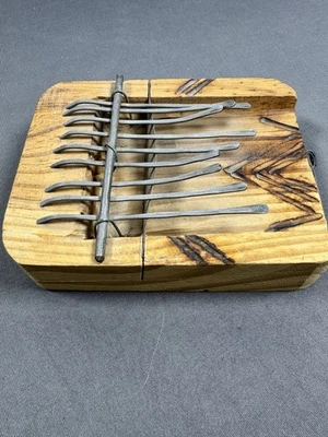 Piano pulgar Kalimba africano vintage Foto 1 de 4