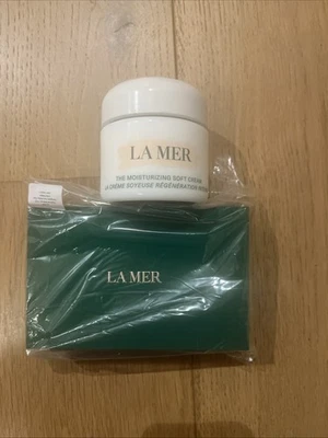 La Mer The  Moisturizing Soft Cream 60ml Brand New with Massage Tool Key Ring - image 1 of 4