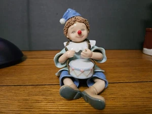 VINTAGE FIGURINE PASTEL CLOWN WITH DRUM - Picture 1 of 10