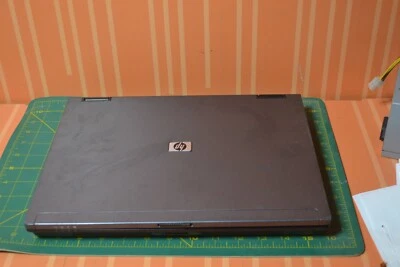 Portátil HP EliteBook 8460p 14", sin RAM, HD, batería ni fuente de alimentación Foto 1 de 4