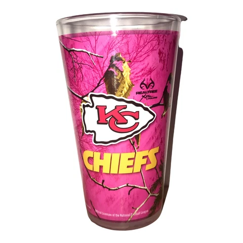 NFL Kansas City Chiefs 16-Ounce Pink Camouflage Pint Glass Cover