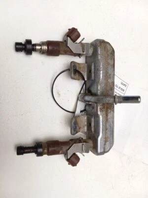 Carril de combustible Subaru XV Crosstrek 2015-2017 lado derecho Foto 1 de 4