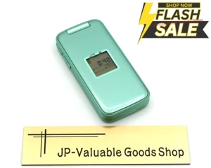 [C] Fujitsu F-02J Mint Green Flip Phone Android Unlocked SIM Free VoLTE Japan - Picture 1 of 19