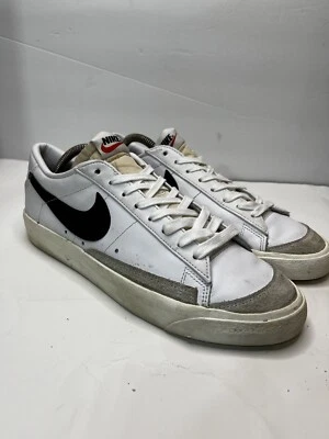 VGC! Nike Blazer Low 77 Vintage White Black Mens Sz 9 DA6364-101 Sneakers Shoes - Image 1 of 4