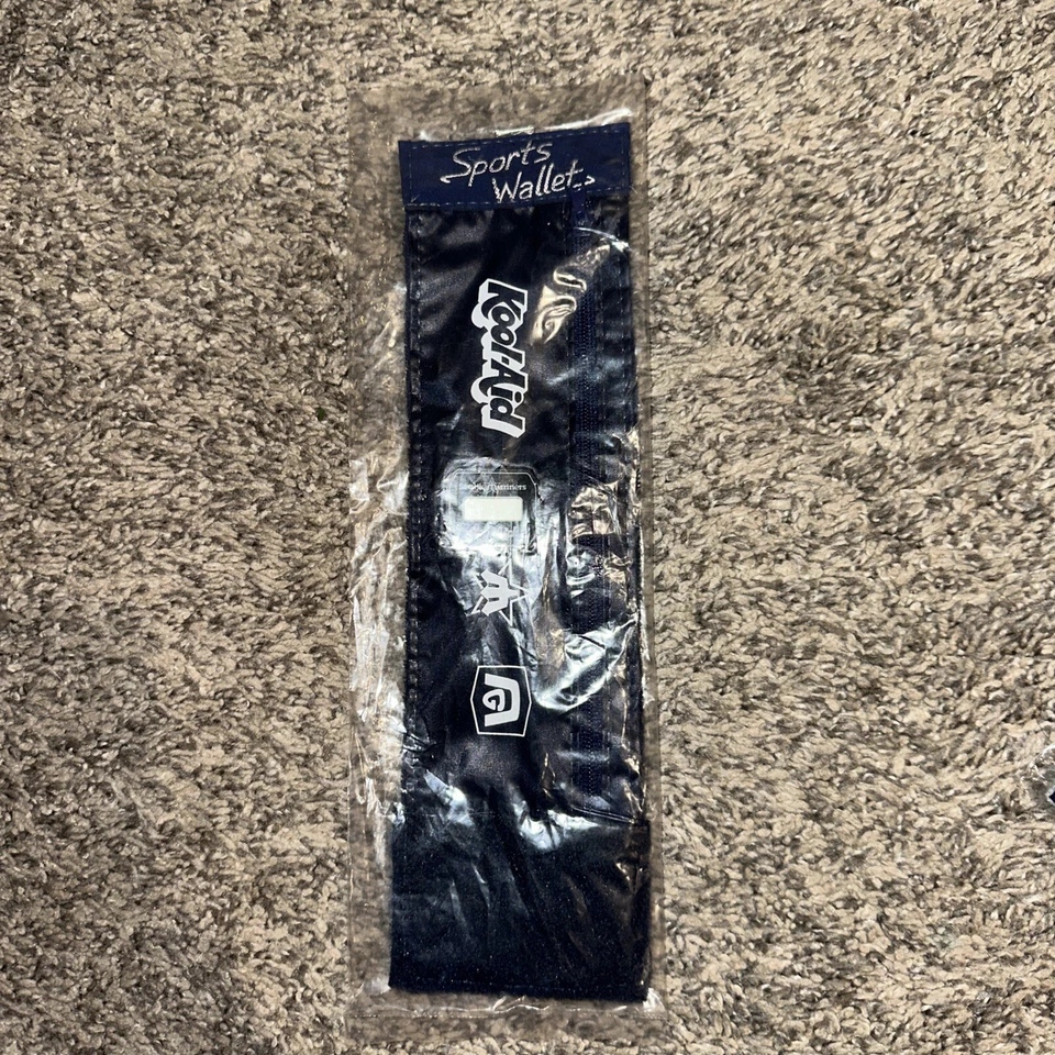 Vintage - Seattle Mariners Baseball - MLB - SGA - Sports Wallet Watch - Kool-Aid - Image 1 of 3