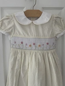 Strasburg Girl’s 4 Cotton Dress Spring Summer Smocked Flowers Buttons Cottage - Picture 1 of 14