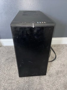 Fractal Design R4 USB3 Black Gaming Sound Absorbing PC Case 8 HDDs 2xFans - Picture 1 of 13