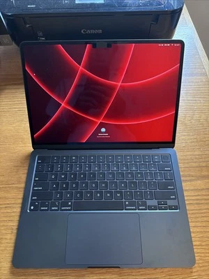 Apple MackBook Air M2 8GB 256GB - Image 1 of 4