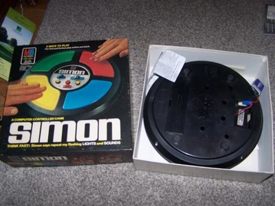 De colección - Solo para piezas - Juego Simon con caja y papeles Milton Bradley EE. UU. 1978 Foto 1 de 4