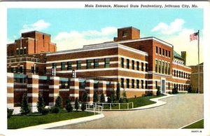 Main Entrance, Missouri State Penitentiary, JEFFERSON CITY, Missouri Postcard - Picture 1 of 2