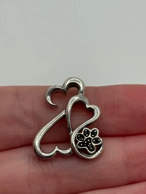 Jane Seymour Open Heart Sterling Silver Family Paw Print Pendant Missing 1 Stone - Image 1 of 4