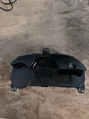 09-10 PONTIAC VIBE CUADRO DE INSTRUMENTOS VELOCÍMETRO TACÓMETRO ODÓMETRO Manual 215K KM Foto 1 de 4