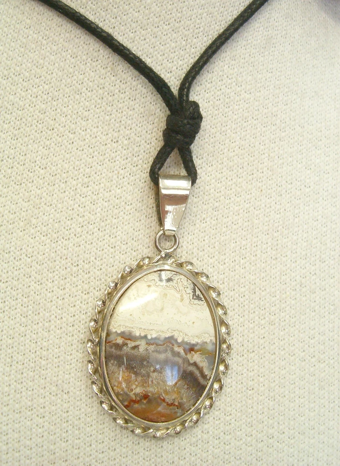 Ciondolo in ARGENTO 925 con AGATA naturale e girocollo - pendente pietra dura - Immagine 1 di 3