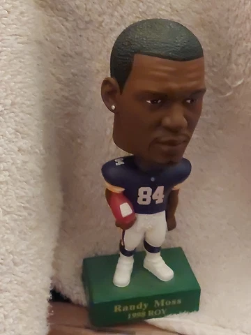 STUNNING R.O.Y. RANDY MOSS #84 MINNESOTA VIKINGS BOBBLEHEAD BY UPPER DECK 6"TALL Cover
