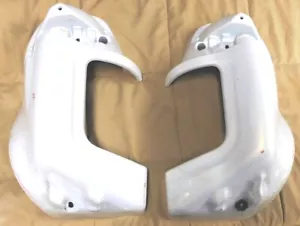 Harley-Davidson FLH FLT Touring Lower Fairings 58817-05A/58816-05A - Picture 1 of 11