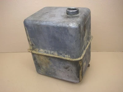 Tanque de combustible de gasolina para tractor Gravely 16-G 12-G 18-G 810 814 816 8162 8163 8199 40620 Foto 1 de 4