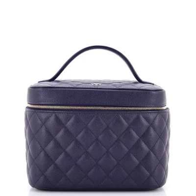 Estuche tocador Chanel clásico acolchado caviar mediano Foto 1 de 4