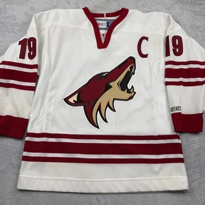 VTG CCM Doan #19 Arizona Coyotes NHL Hockey Jersey Large Captain PHX Patch White - Picture 1 of 15