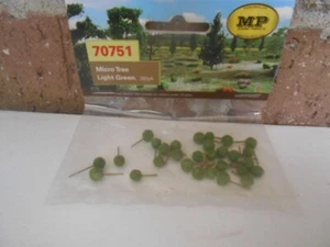 MP Scenery Products artículo #70751 escala HO micro árbol verde claro - Imagen 1 de 5