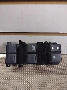 2016 2017 2018 2019 2020 Honda HR-V Master Door Lock Window Switch - Picture 1 of 8