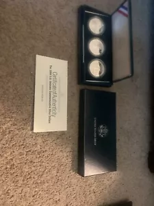 1994 U.S. Veterans Commemorative Silver Dollars [3-Coin Set] - Picture 1 of 3
