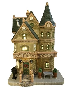 Lemax Weatherford House 2013 beleuchtetes Gebäude, 35520, wird 2020 nicht mehr hergestellt - Bild 1 von 11