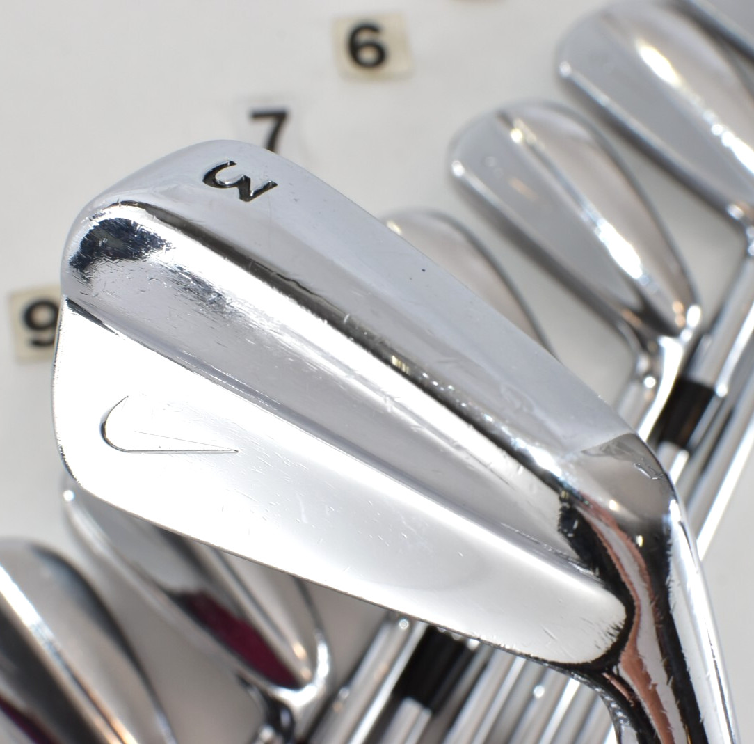 Nike SFT アイアンセット シルバー/レッド Nike Tiger Woods Victory Red Golf Clubs Blades Irons 2-PW
