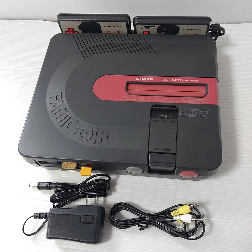 Sistema de consola Sharp Twin Famicom negro AN-500B CINTURÓN NUEVO PROBADO IMPORTACIÓN Japón Foto 1 de 4