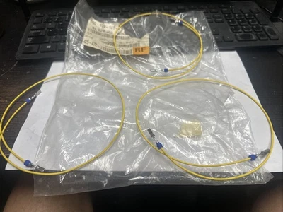 Комплект для ремонта электрической вилки VW AUDI подлинный 000979141E. Упаковка из 3. - Изображение 1 из 2