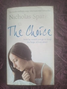 The Choice Book By Nicholas Sparks - Picture 1 of 2