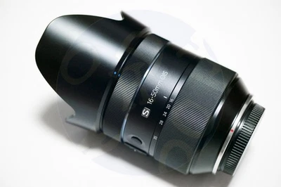 Samsung NX 16-50mm S F2-2.8 ED OIS Lens - Image 1 of 4
