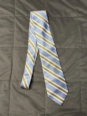 Corbata de negocios azul con rayas blancas y tostadas 11 % seda Nautica para hombre Foto 1 de 4