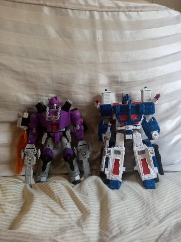 Transformers Kingdom Leader Class Galvatron And Ultra Magnus Lot Of 2 WFC Hasbro Cover