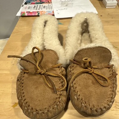 Zapatillas Minnetonka Talla 6  Foto 1 de 4