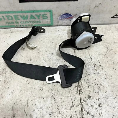 04-11 Cinturón de seguridad trasero Mazda RX8 retractor cinturón de seguridad  Foto 1 de 4