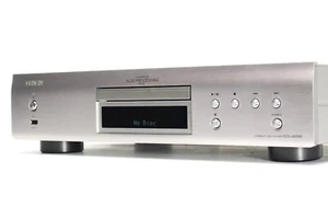 Denon DCD‑900NE High‑Quality CD Player with Advanced AL32 Processing + USB - Picture 1 of 8