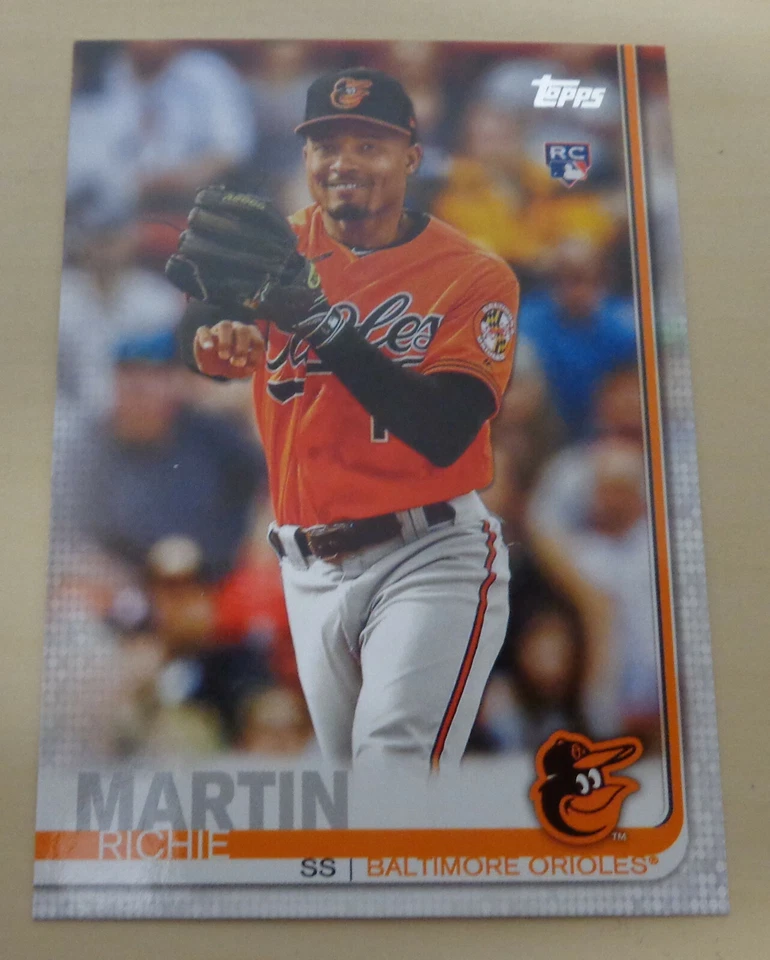 2019 Topps Update Series - SINGLES #US100 to #US147 - Image 1 of 1