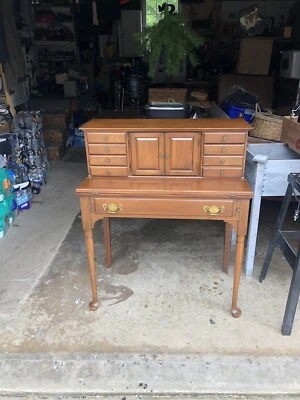 Pennsylvania House cereza reina Ana escritorio de secretaria abatible llamado miniatura Foto 1 de 4