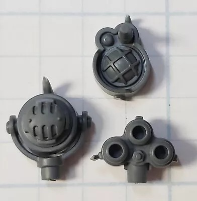 Warhammer 40k Astra Militarum Bits Armored Sentinel Spotlight & Smoke Launcher Foto 1 de 2