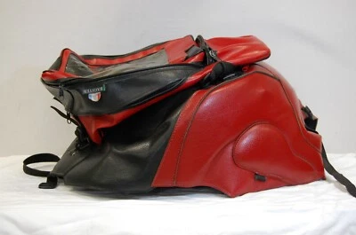 Suzuki GSX-1300R Hayabusa 2006 Ledertankhaube Bagster mit Tankrucksack rot - Bild 1 von 4