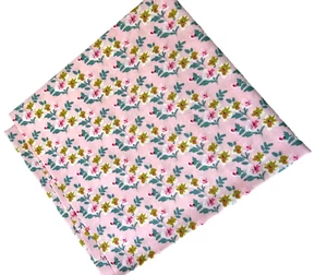 Tanya Whelan - 100% Cotton Fabric - Half Metre - Small Floral - NEW - Picture 1 of 1