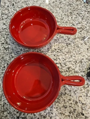 2 PIEZAS TERRACOTA ROJA Cerámica 8" SOPA ESTOFADO CHILE SERVIR Cuenco CON Mango Italia? Foto 1 de 4