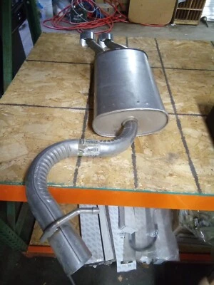 Silenciador para Chrysler Sebring 1996-2000 2,5 L V6 1999 1998 1997 Walker 18927 Foto 1 de 4