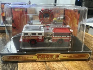 Code 3 FDNY Fire Truck #48 - Seagrave - Picture 1 of 5