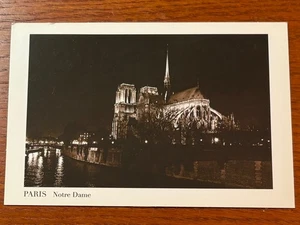 Notre-Dame Kathedrale Nachtansicht Paris - schwarz-weiß - nagelneu mit Stempel - Bild 1 von 2