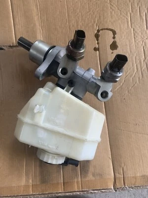 OEM BMW E46 325ci 01-05 cilindro maestro de freno + depósito con interruptores de presión DSC Foto 1 de 3