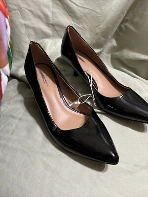 Zapatos de salón negros punta puntiaguda para gatito 7,5 zapatos sin cordones de charol NUEVO Foto 1 de 4