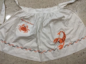 Medio delantal de cocina bordado punto de cruz de colección langosta basura bolsillo único blanco - Imagen 1 de 11