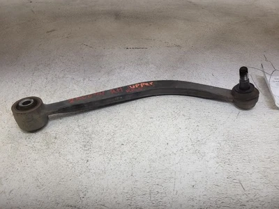 Braço de controle superior direito do passageiro traseiro Kia Sedona 2006-2014 55240-4D001 - Imagem 1 de 4